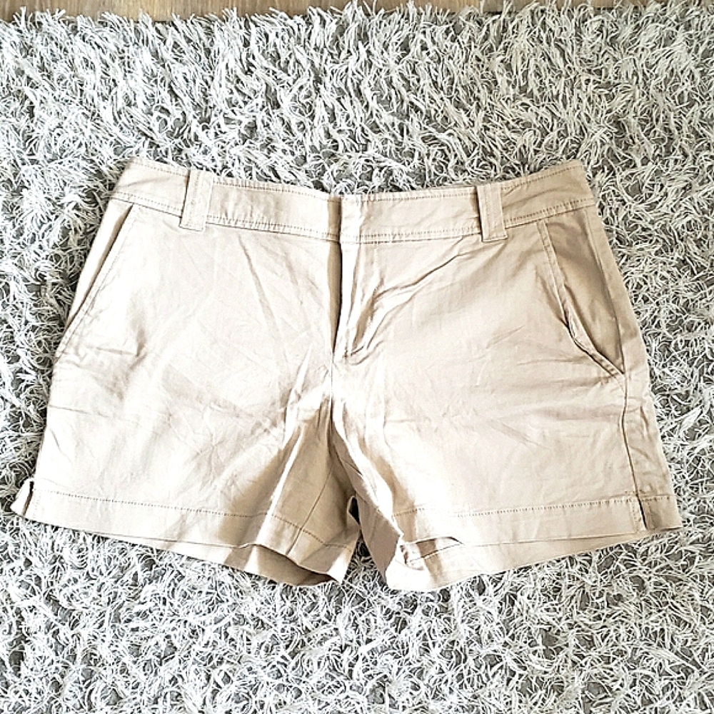 New York and Company Tan Color Shorts, 4